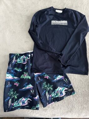 Abercrombie Boys 2-Piece Swim Trunk & Rashguard Set - Size 13/14 - Worn 1x